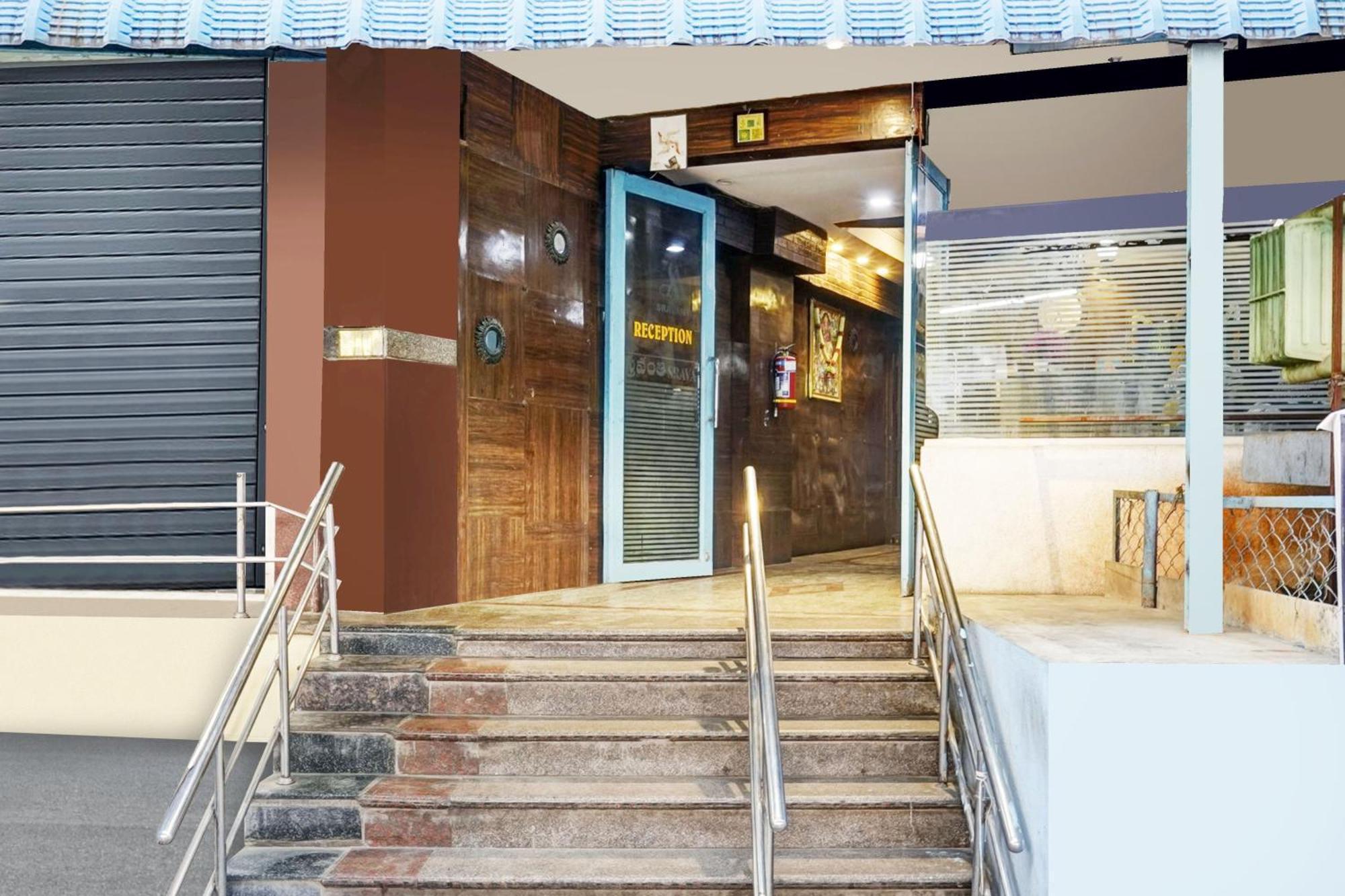 Super Hotel O Padmavathi Puram Near Railway Station Tirupati Exterior photo