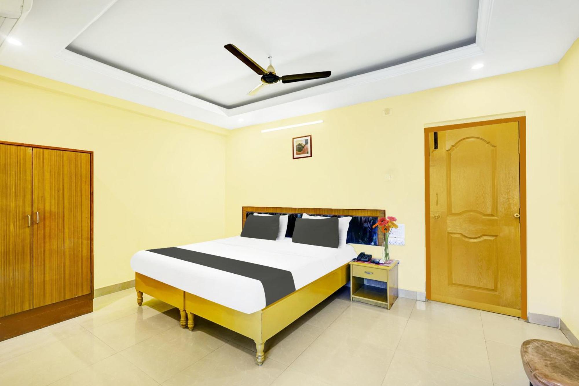 Super Hotel O Padmavathi Puram Near Railway Station Tirupati Exterior photo